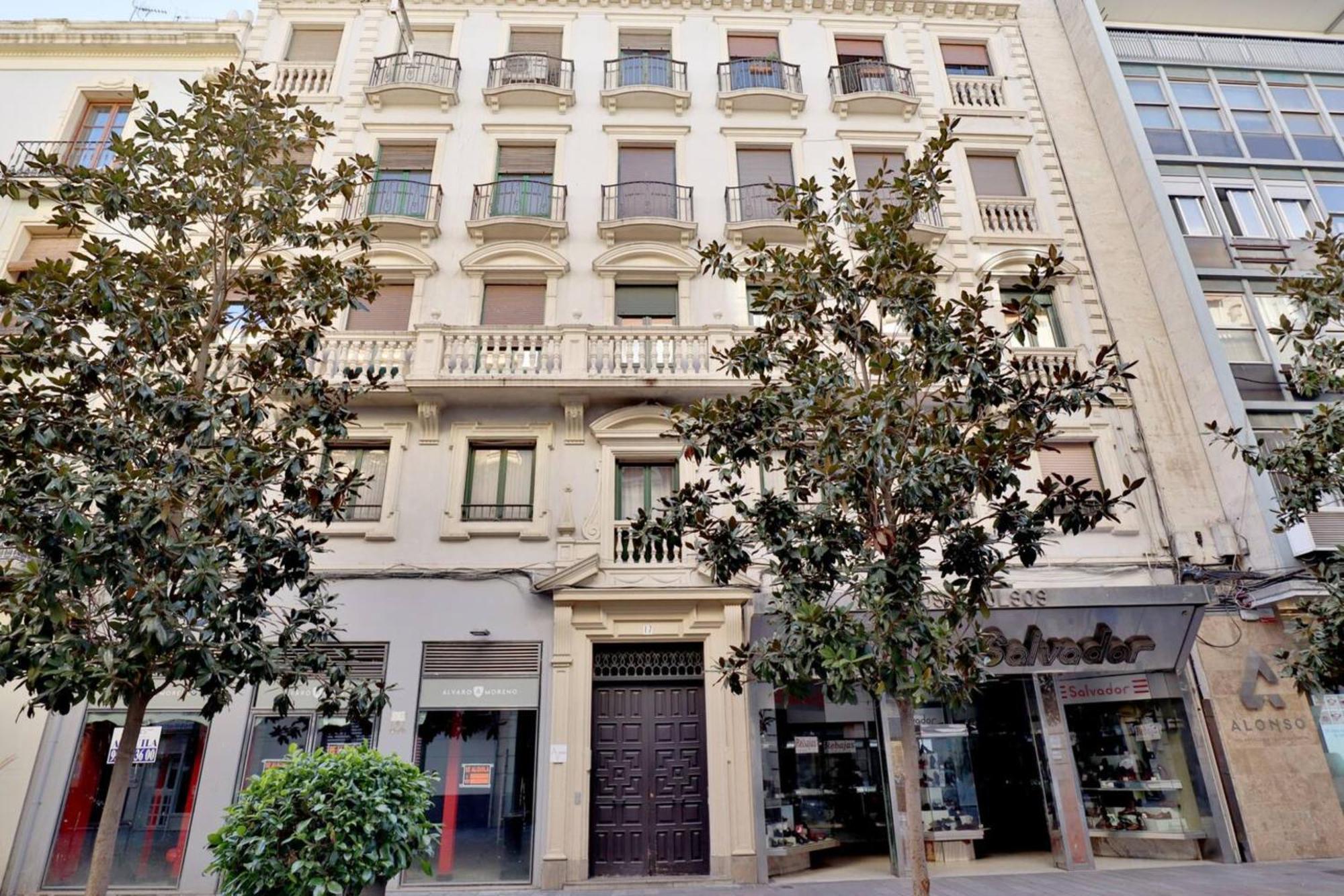 Apartamento Atico Con Terraza En Pleno Centro *