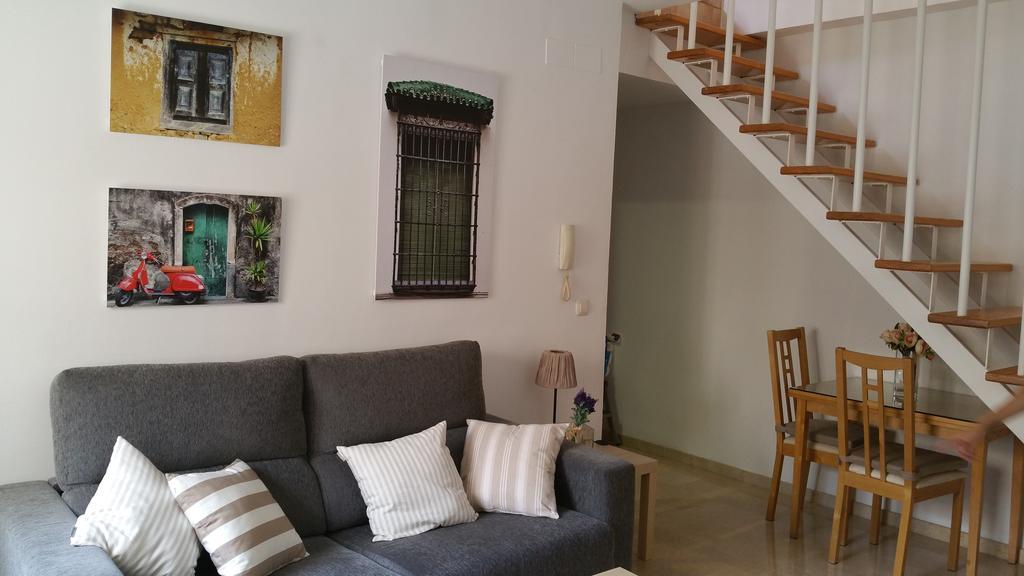La Buhardilla De La Juderia Apartment