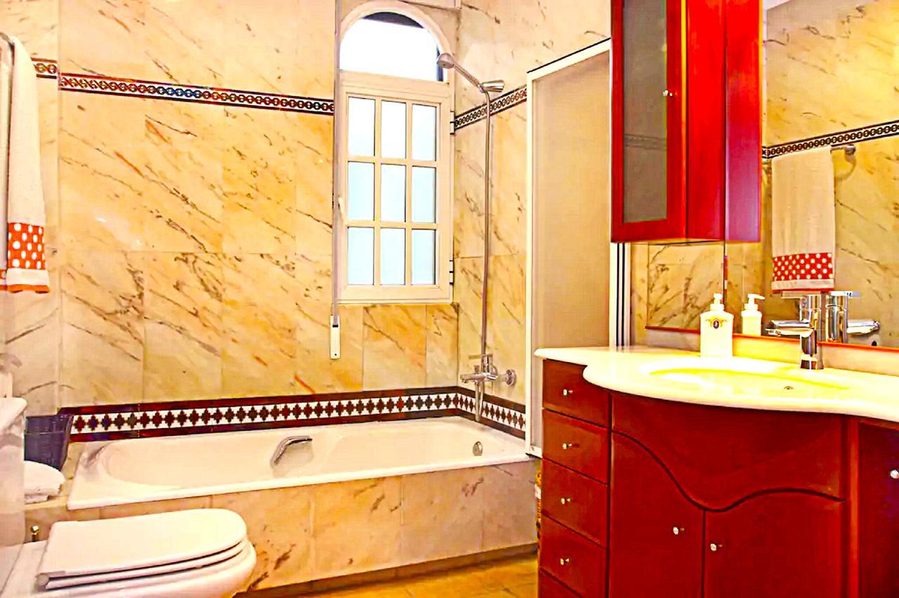 Eduardo Lucena 5, Mezquita Apartment