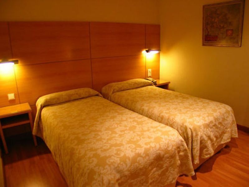 Serrano Hotel 2*