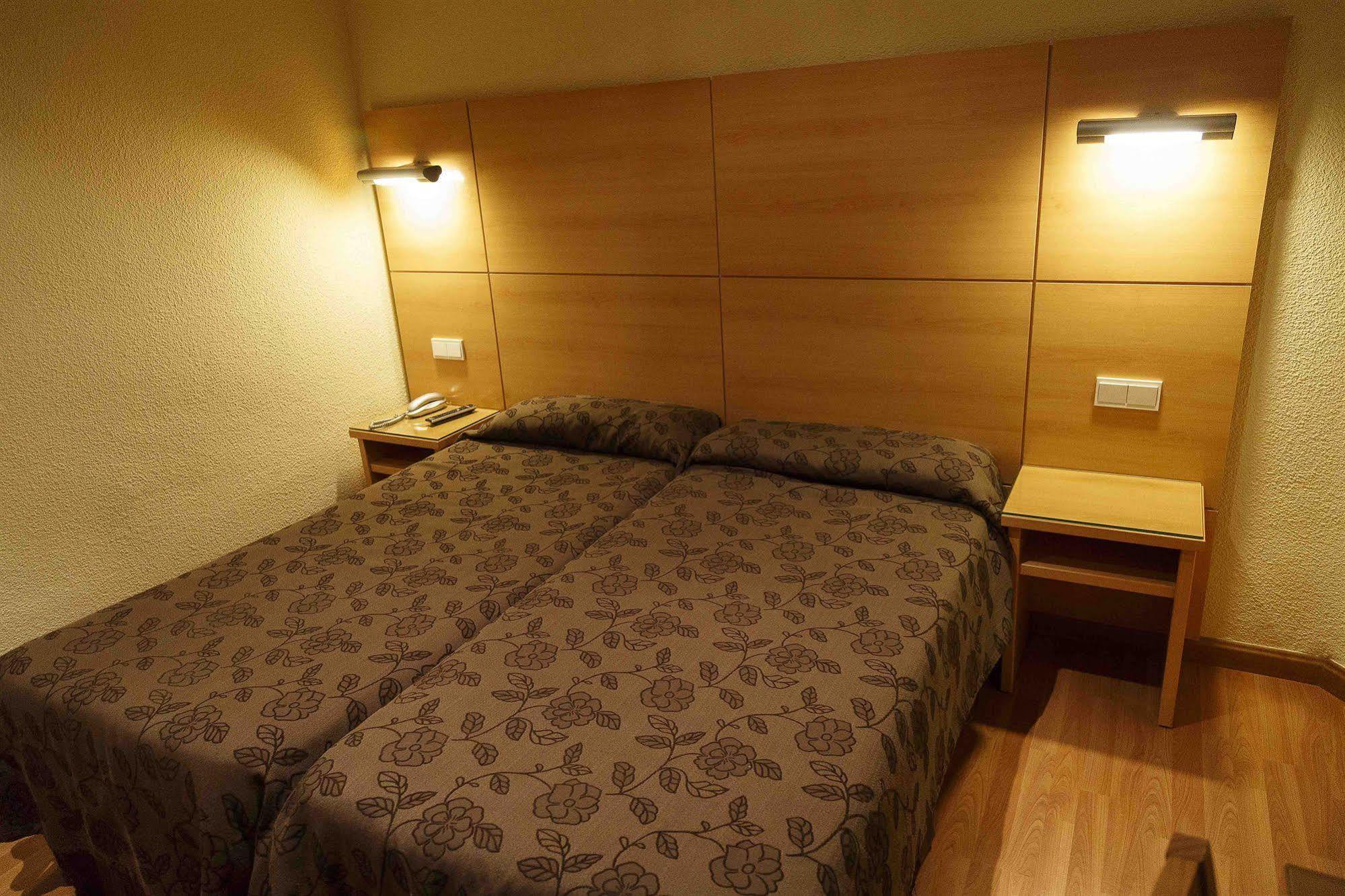 Serrano Hotel 2*
