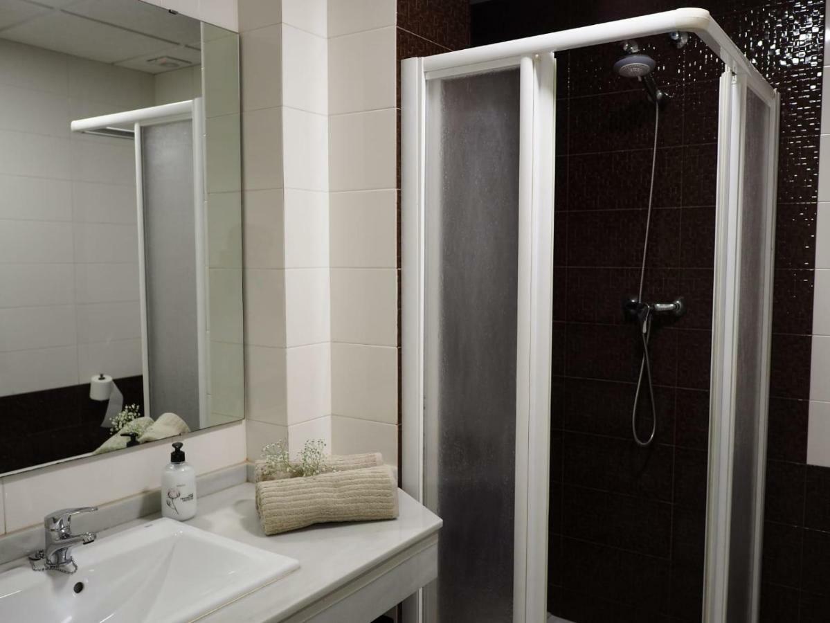 Apartamento Calle Abejar,plaza Córdoba