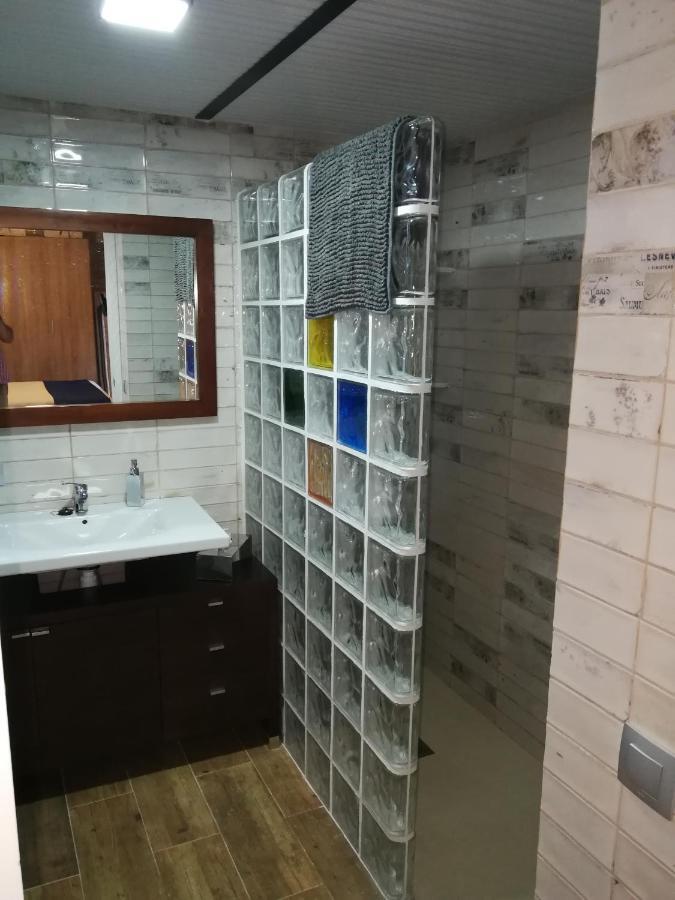 Chalet De Madera Junto Al Jaras *